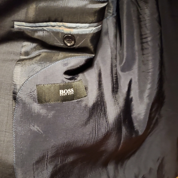 Hugo Boss Sportcoat 44R - Picture 2 of 3